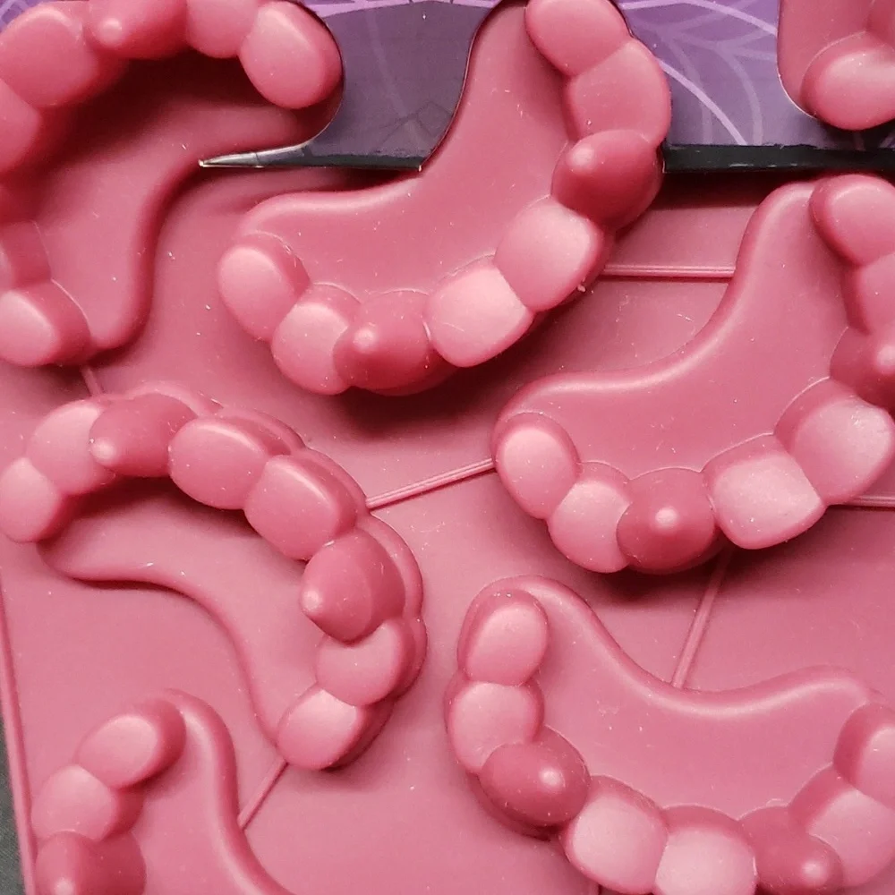 CWC Cook with Color "Vampire Teeth" Silicone Molds - Picture 3 of 4